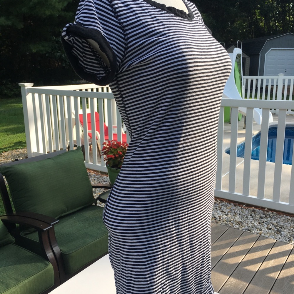 Chico’s Zenergy Dress Black & White Stripe M